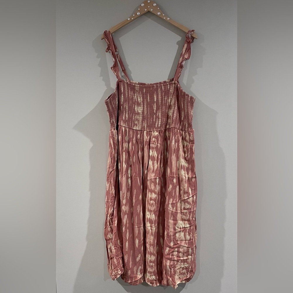 Torrid Midi Challis Dress Smocked Tiered Tie-Dye Pink, Plus Size 4X 26W Coquette - Picture 2 of 8